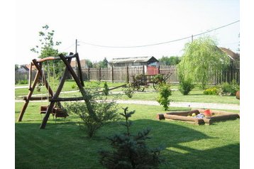 Hungrie Privát Hajdúszoboszló, Extérieur